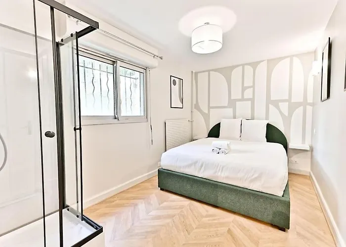 Spacieux Et Paisible 19eme Apartamento *