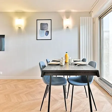 Apartment Spacieux Et Paisible 19eme