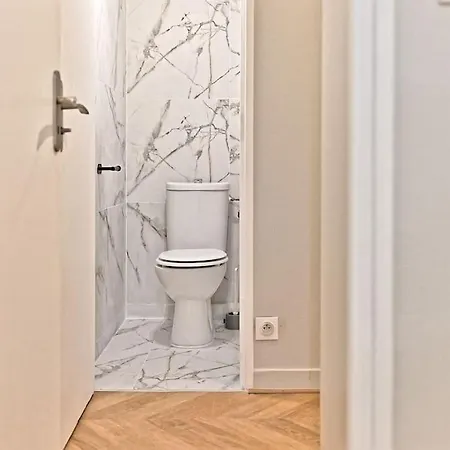 Spacieux Et Paisible 19eme Apartment *